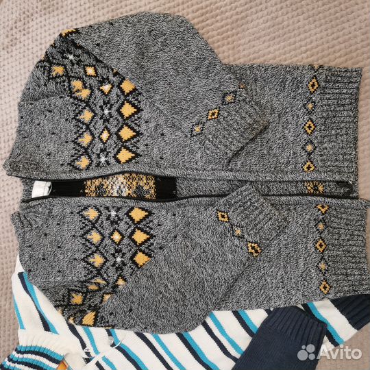 Кофта детская новая 110