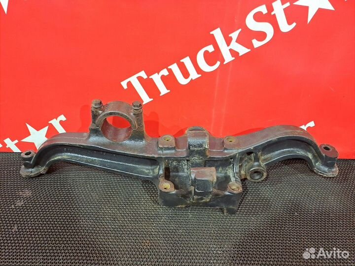 Кронштейн пневморессоры левый