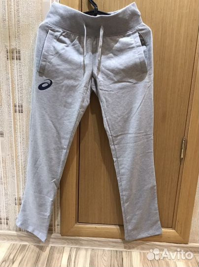 Спортивный костюм женский asics