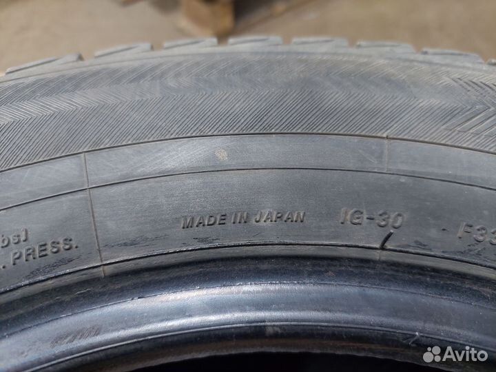 Yokohama Ice Guard IG30 175/70 R14