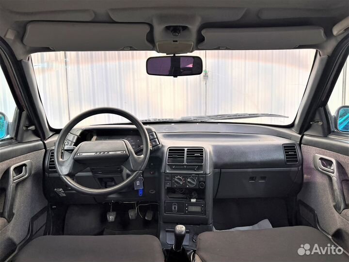 ВАЗ 2112 1.6 МТ, 2005, 261 995 км