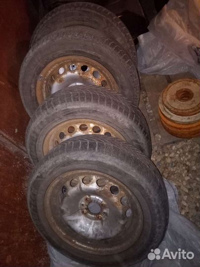 Goodyear UltraGrip Ice 2 185/65 R15 88T