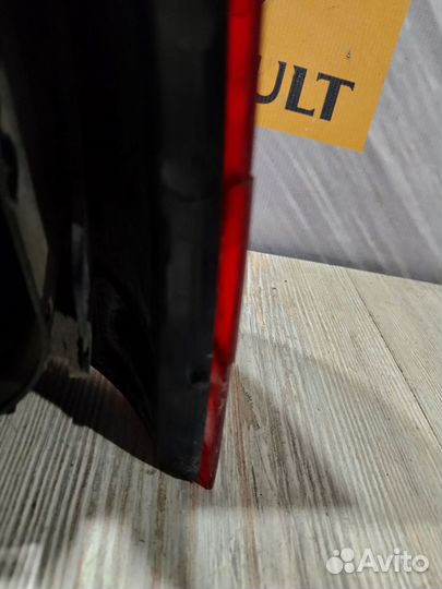 Фонарь задний renault logan Лев