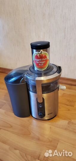 Соковыжималка Bork S700