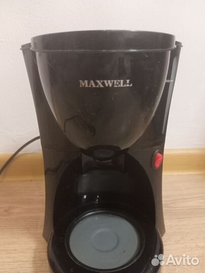 Кофеварка Maxwell MW-1651