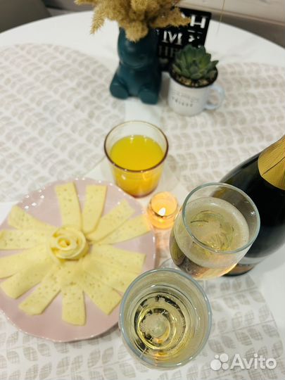 Романтический вечер вдвоем в домике за городом