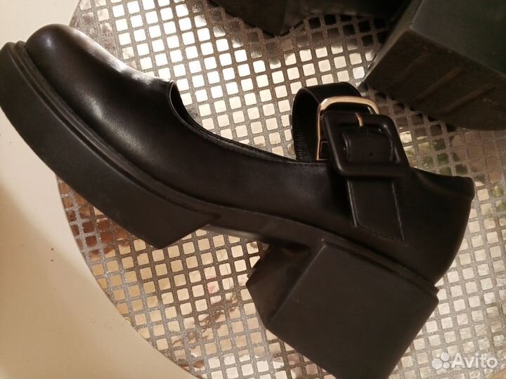 Туфли на платформе 39