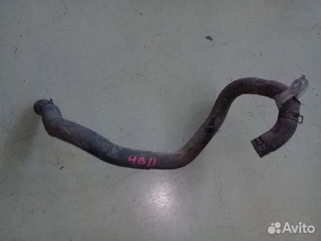 Патрубок охлаждения (радиатора) нижний1370A165 Mit