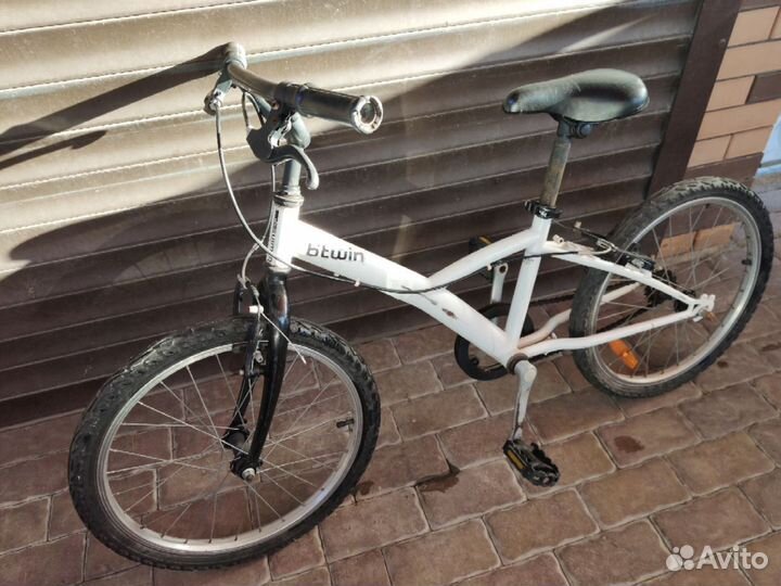 Детский велосипед b'twin 20 белый