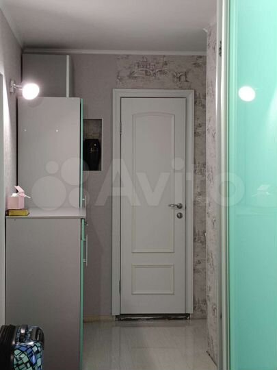 2-к. квартира, 54 м², 4/9 эт.