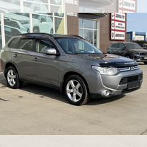 Mitsubishi Outlander 2.0 CVT, 2012, 175 018 км, с пробегом, цена 1 655 000 руб.