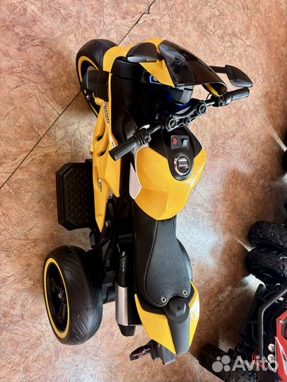 Новый большой трицикл детский