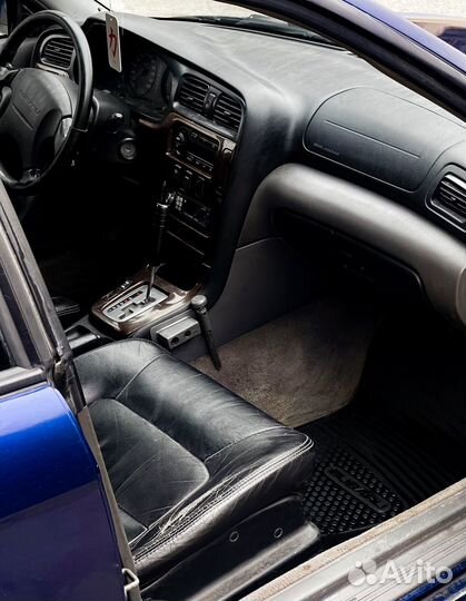 Subaru Legacy 2.5 AT, 1999, 290 690 км
