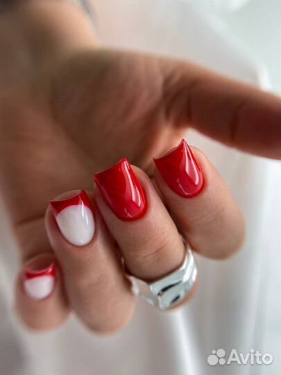 Маникюр,покрытие гель-лаком,выравнивание