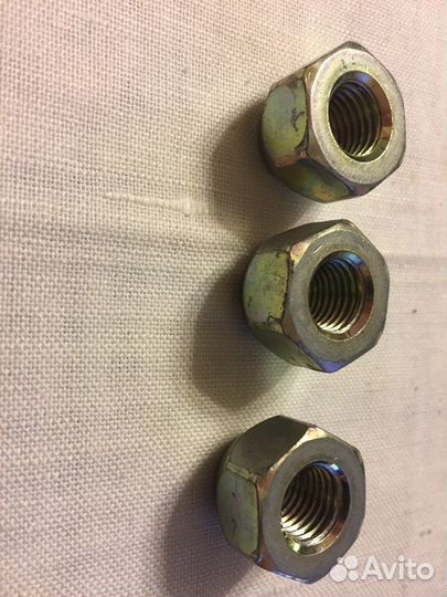 Гайка крепления колеса Мицубиси Лансер