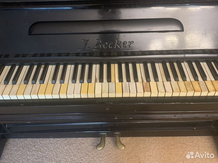 Пианино Becker 19 век