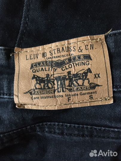 Джинсы levis