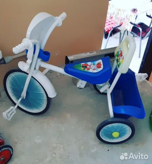 Велосипед трёхколёсный
