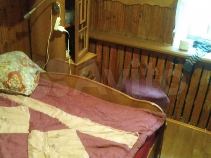 Комната 14 м² в 4-к., 1/2 эт.