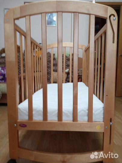 Детская кровать с матрасом