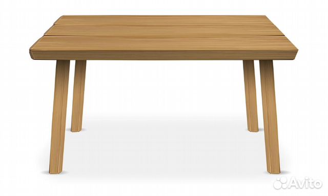 чистый обеденный стол без техники