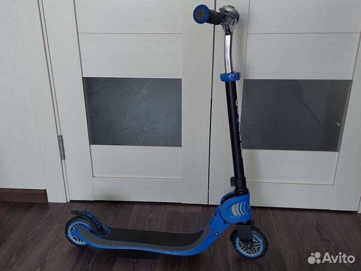 Самокат Globber двухколесный