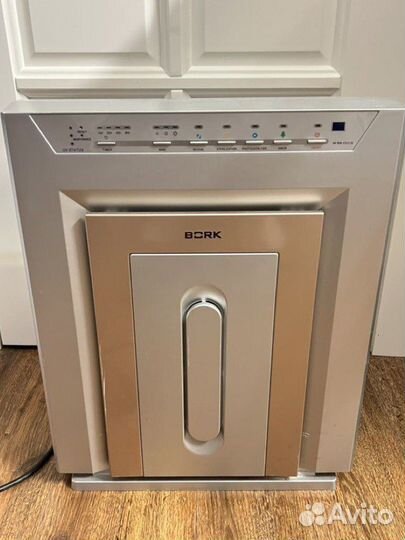 Bork Очиститель и ионизатор воздуха