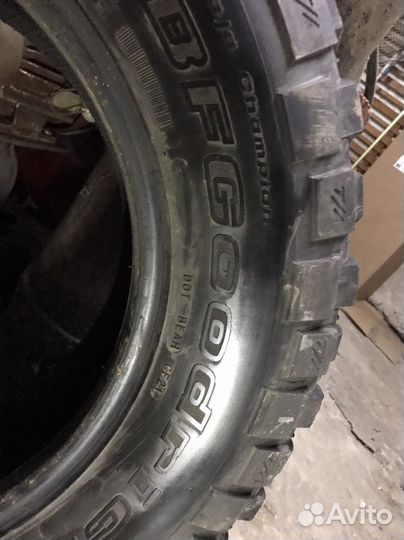 Bfgoodrich Mud-Terrain T/A KM2 265/70 R17 121Q
