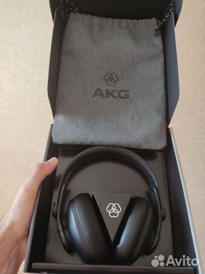 Беспроводные студийные наушники akg k361-bt