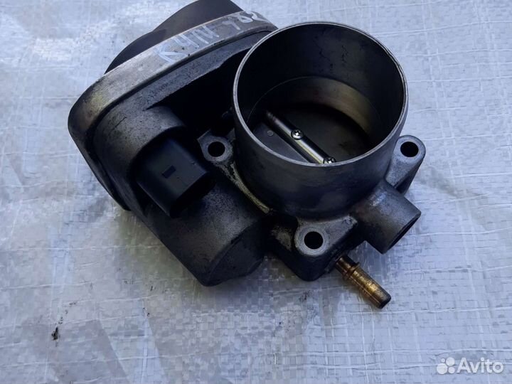 Дроссельная заслонка Renault K4M 1.6 i