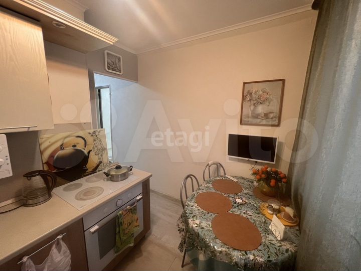 2-к. квартира, 47 м², 1/9 эт.