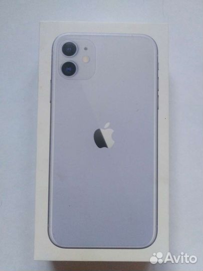 Телефон iPhone 11