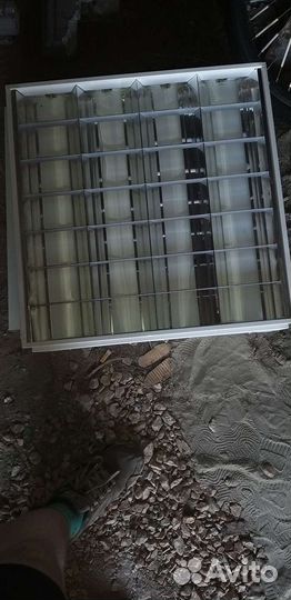 Светильник потолочный