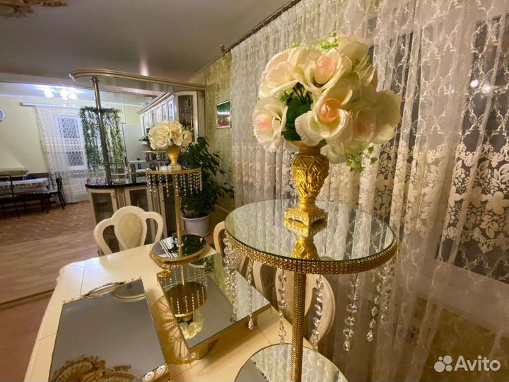 Подставка фуршетница на стол для закусок