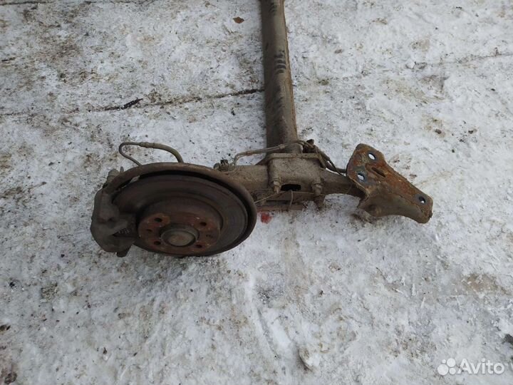 Балка задняя Ситроен citroen c3 2004 год дисковые