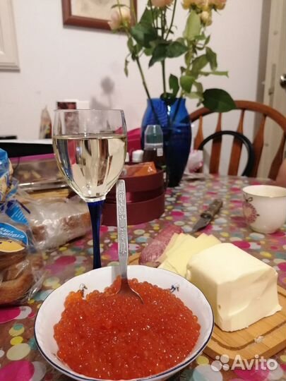 Красная икра горбуши и кеты