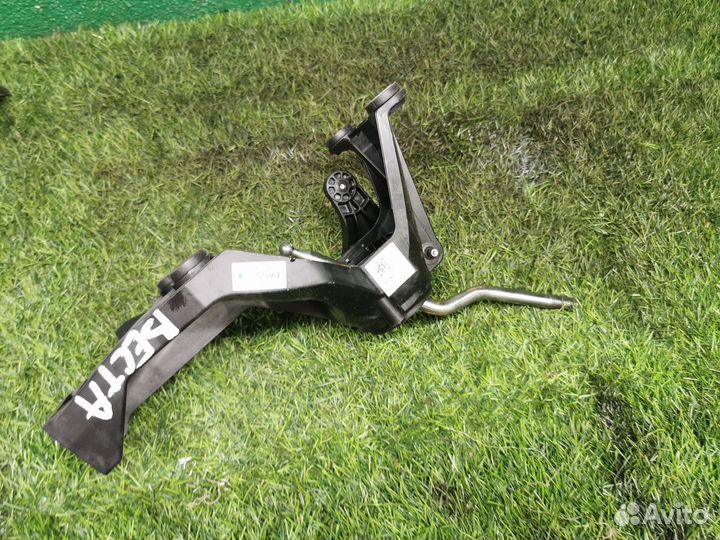 В наличии: Кулиса МКПП на Лада Веста