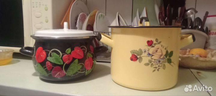 Кастрюля эмалированная