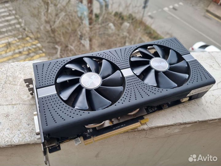 RX 580 Sapphire Nitro+ 4 gb топ среди 580х