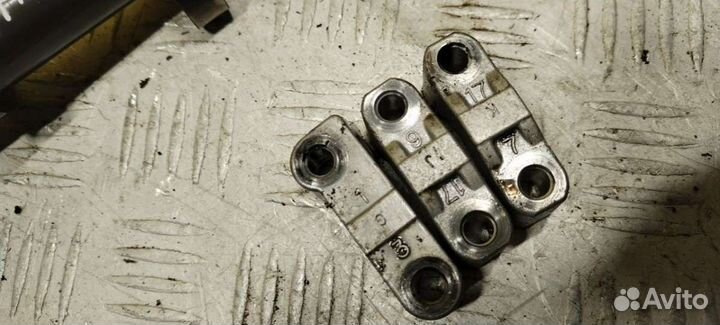 Распредвал NissanGT-R2013