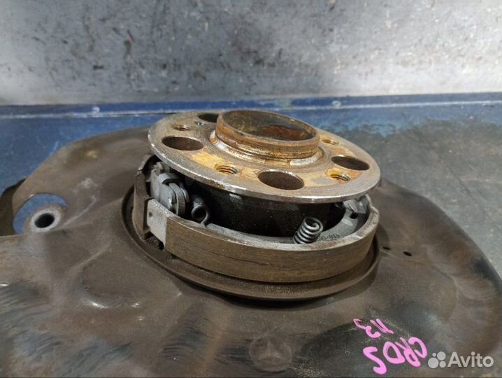 Ступица задняя правая Chrysler Crossfire