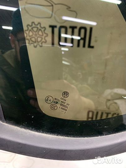 Стекло кузовное заднее левое Volkswagen Polo sedan