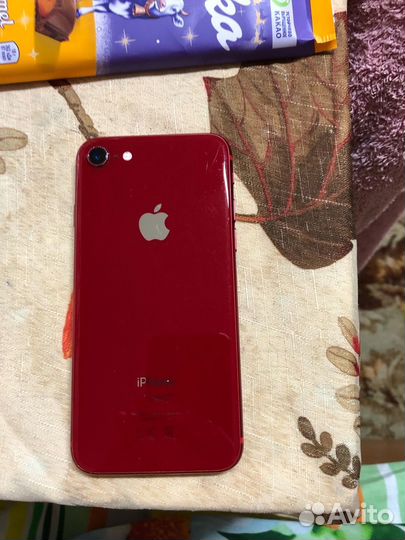 iPhone 8, 64 ГБ