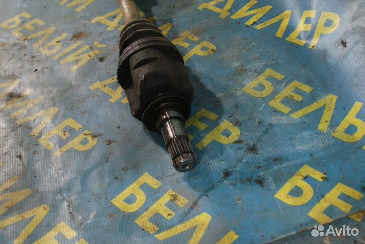 Полуось передняя левая Toyota Avensis