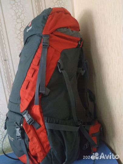 Рюкзак туристический Deuter 55+10