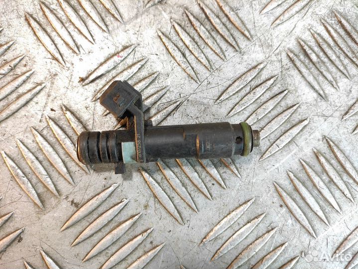 Форсунка двигателя Chevrolet Aveo 2005-2011