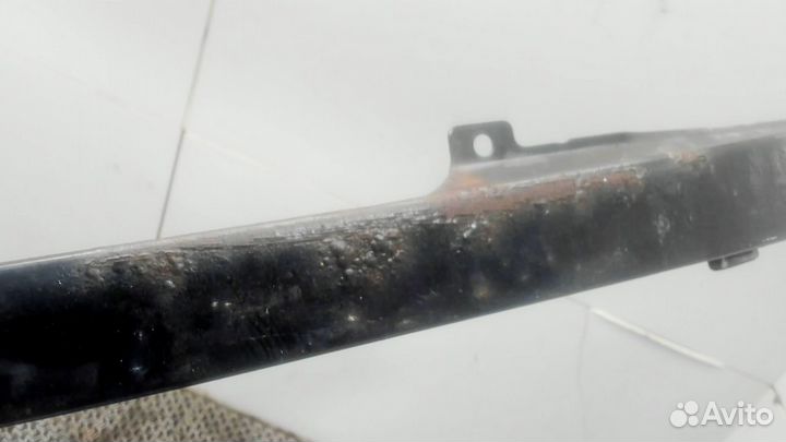 Ресничка под фару Nissan Navara, 2001