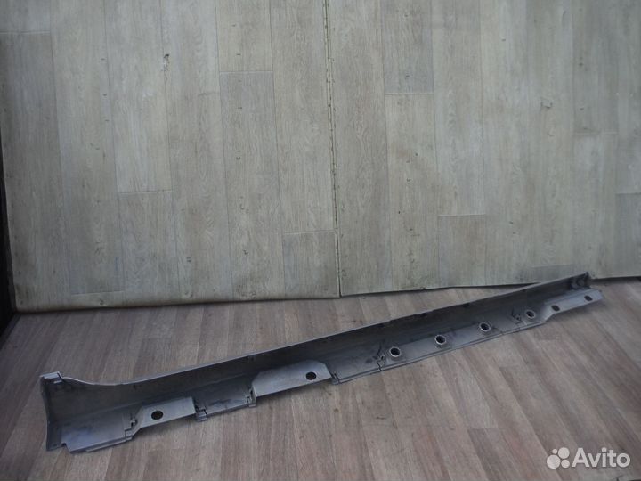 Порог накладка левый Toyota Camry 70 2020