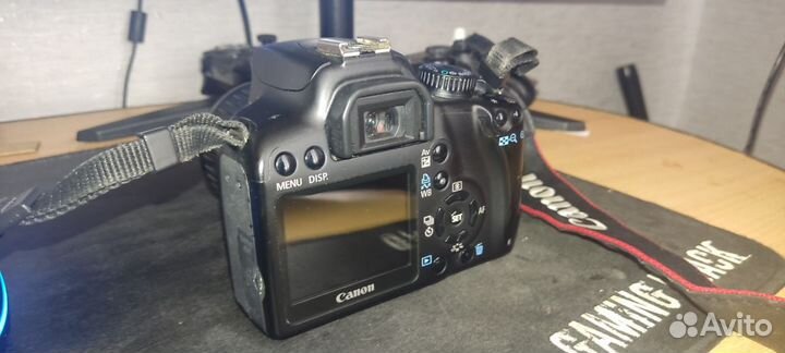 Зеркальный фотоаппарат canon eos1000D (EF-S 18-55)