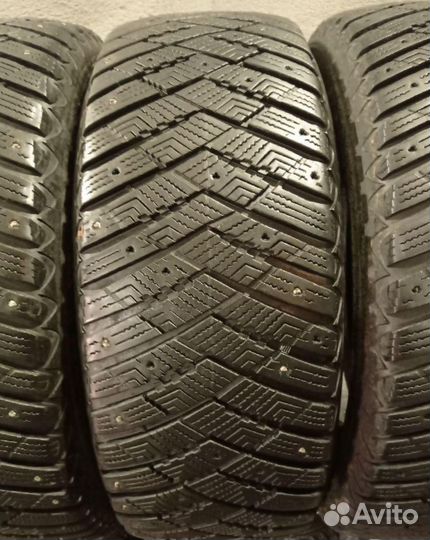 Goodyear UltraGrip Ice Arctic SUV 255/60 R18 99W